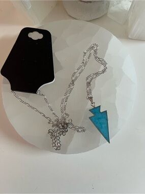 Silver and Blue Arrowhead Pendant Necklace